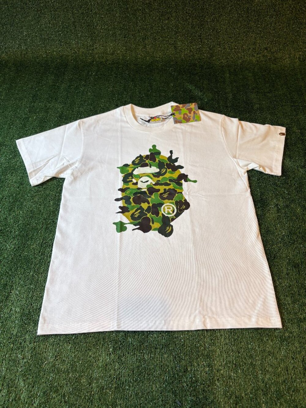 BAPE White Camo Ape Head Tee - Picture 1 of 5